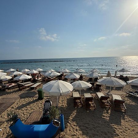 Cozy Apartment In Paphos Beautiful Complex Exterior photo